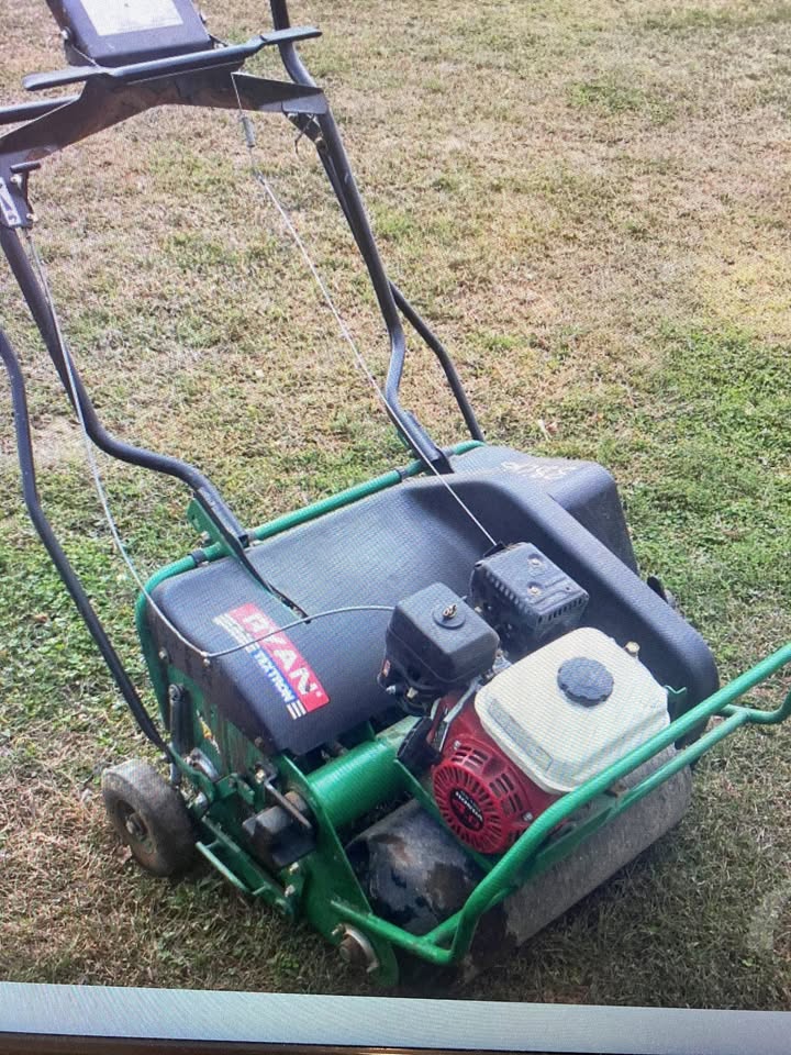 Lawn Aerator — Drum Style
