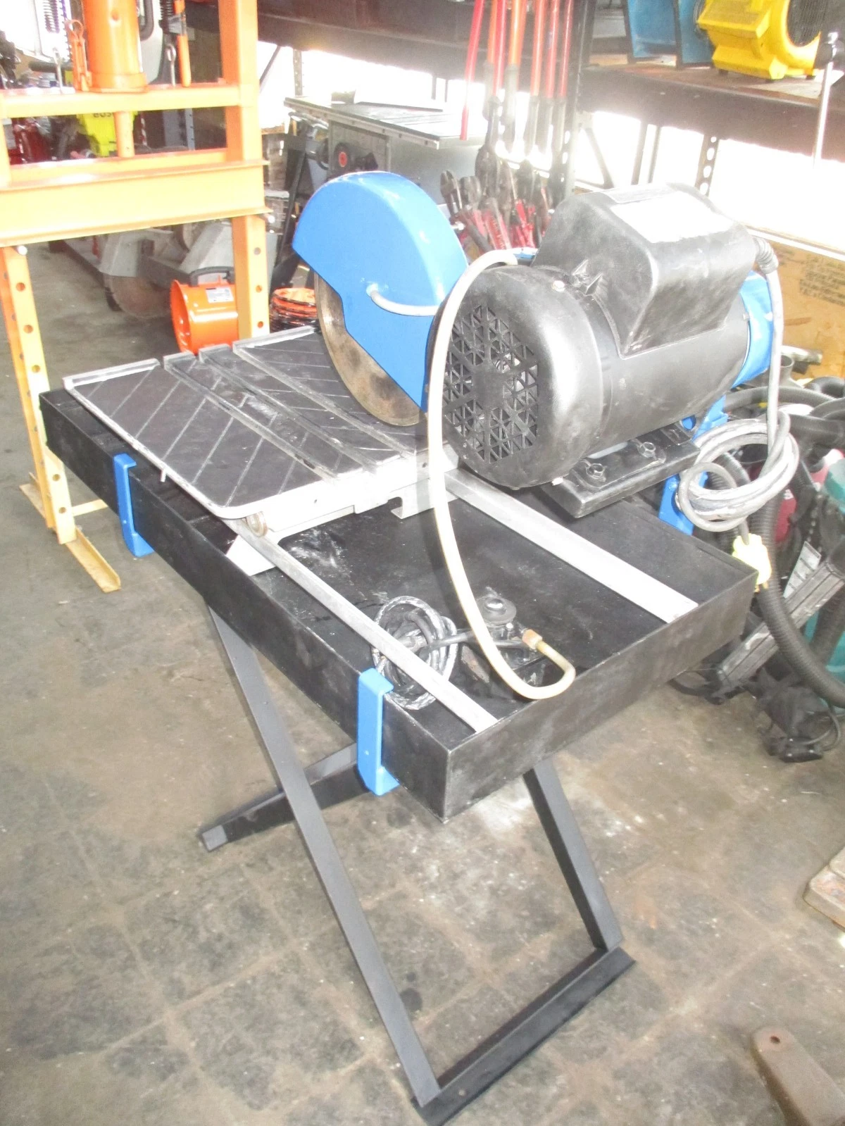 Photo 2