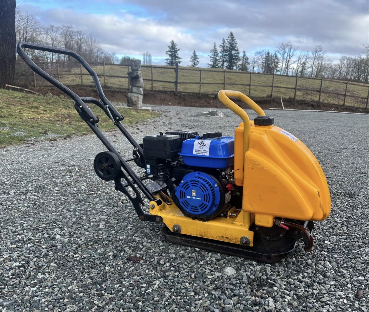 180 lbs plate compactor rental