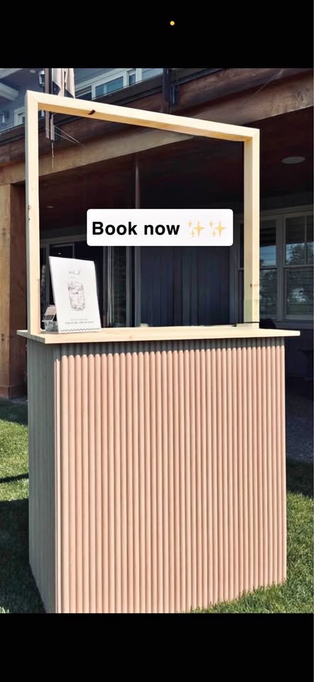 Portable Bar + Ice Buckets Set